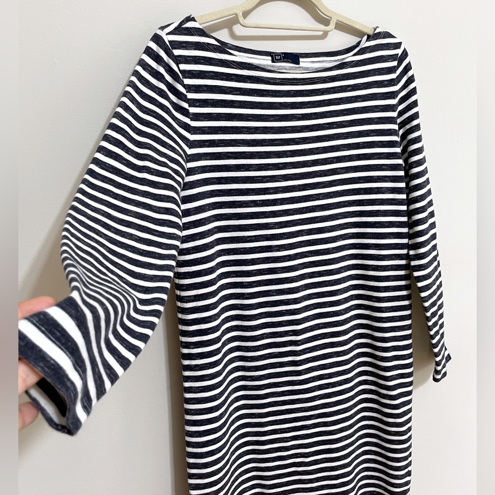 Jersey Knit Straight Dress with Long Seeves